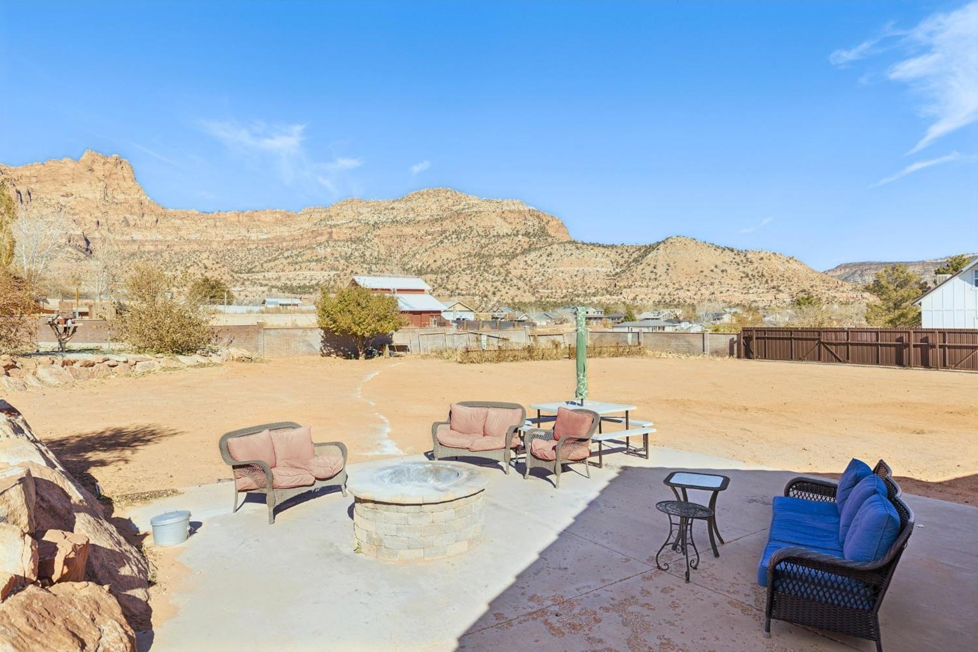 Zion Cliff Lodge Hildale ภายนอก รูปภาพ